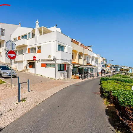 Apartment Sandora Pebble - Walk To The & Old Town Albufeira